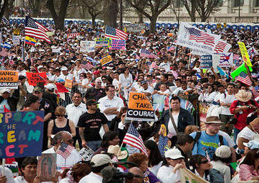 Poll Shows Christian Support for Immigration Reform
