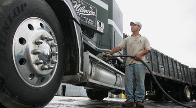 ap_gas_prices_shipping_costs_photog-Gary_Kazanjian