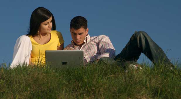 Man and woman on Internet