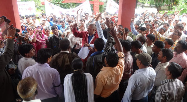 Protesters in Jhabua