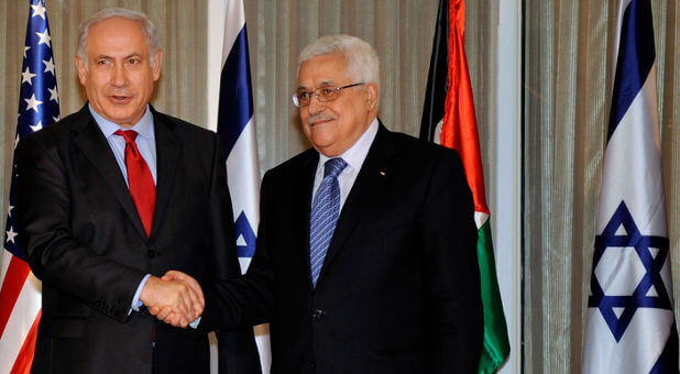 Israeli Prime Minister Benjamin Netanyahu (left) and Palestinian Authority President Mahmoud Abbas.