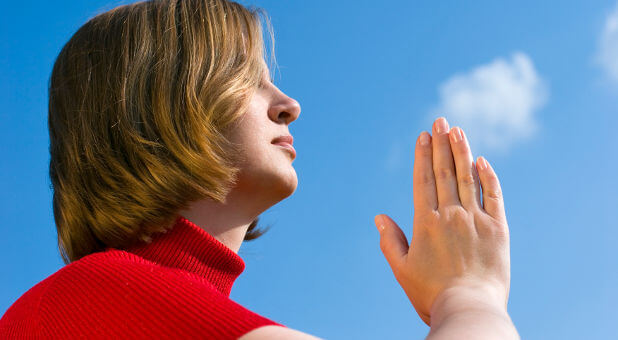 woman-praying