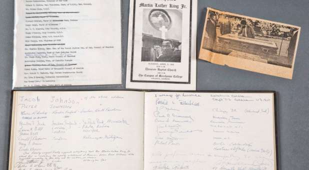 Martin Luther King memorabilia, including a letter to his widow from former President Lyndon B. Johnson will be auctioned off.