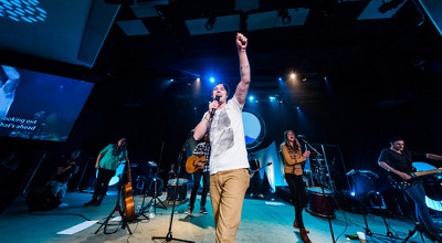 There can be a fine line between enjoying good music and truly worshipping God. Are you falling into this trap?