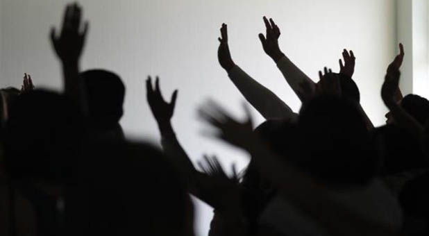 Evangelicals Praying