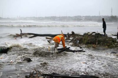 Jentezen Franklin: How to Find Hope After Harvey and Irma’s Devastation
