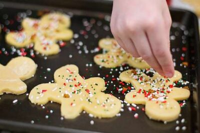 5 Tips for Protecting Yourself From the Dangerous Onslaught of Holiday Sweets