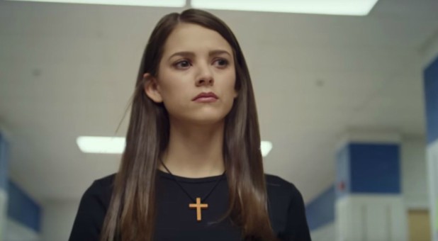 Masey McLain as Rachel Joy Scott in 'I'm Not Ashamed'