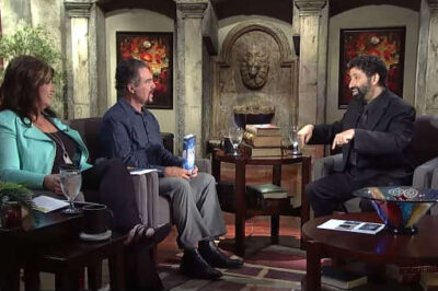 Jonathan Cahn Shares Mysteries of ‘The Oracle’ With Marcus and Joni Lamb