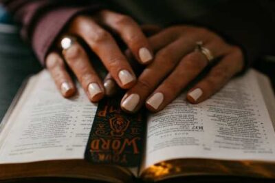 2 Undeniable Reasons You Should Pray Scripture Every Day