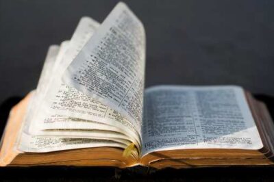 Declare These 3 Scriptures to Expel Fear From Your Life