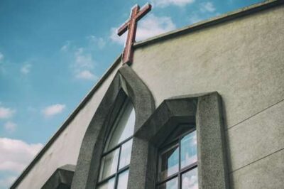 Why a Perfect Church Cannot and Does Not Exist