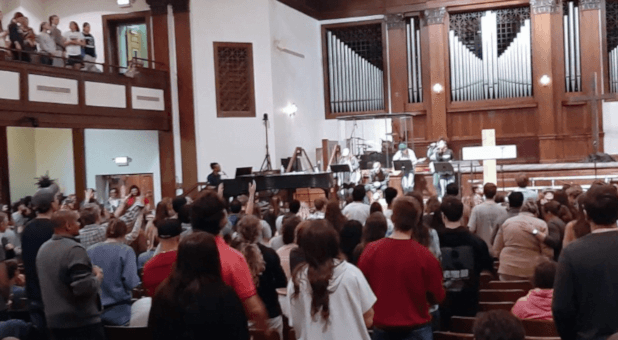 Fanning the Asbury Revival Flame: ‘There Must Be Brokenness and Repentance’