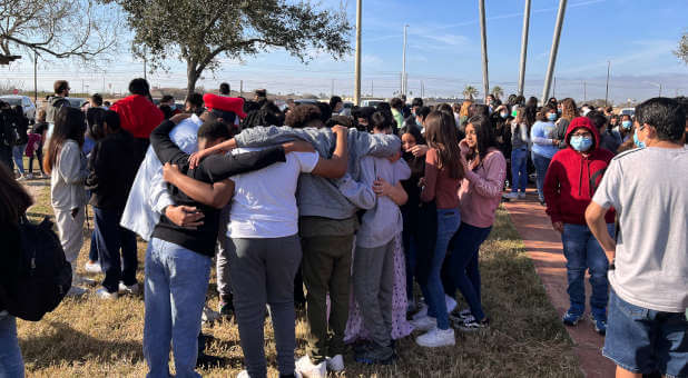 GenZers Preach, Prophesy to Spark Revival in Texas High Schools