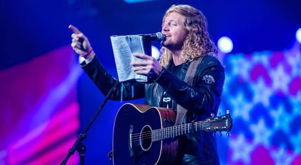 How Sean Feucht Uses the Devil’s ‘Special Hate’ Against Him