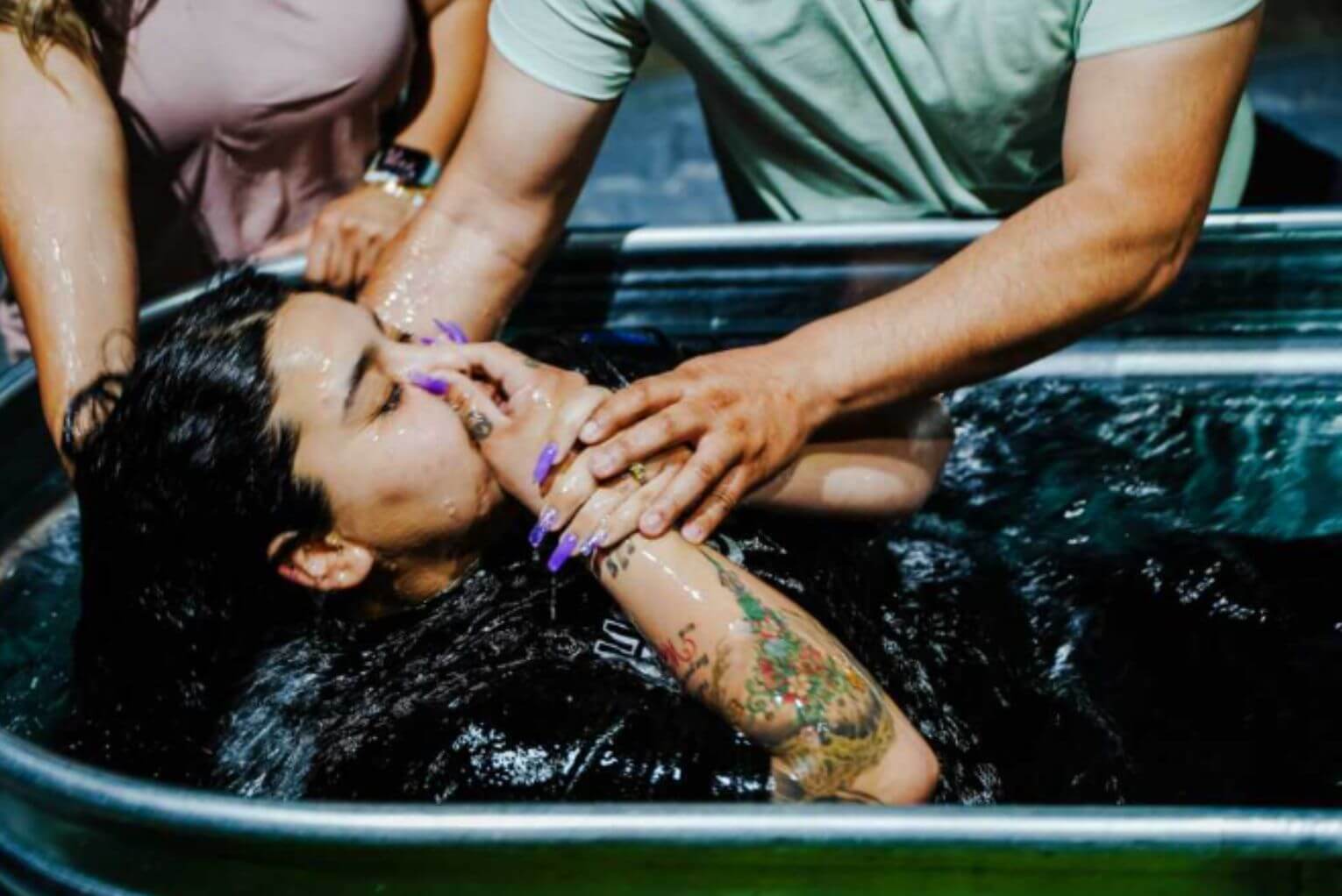 Hundreds of Young Adults Embrace Christ in Spontaneous Baptisms