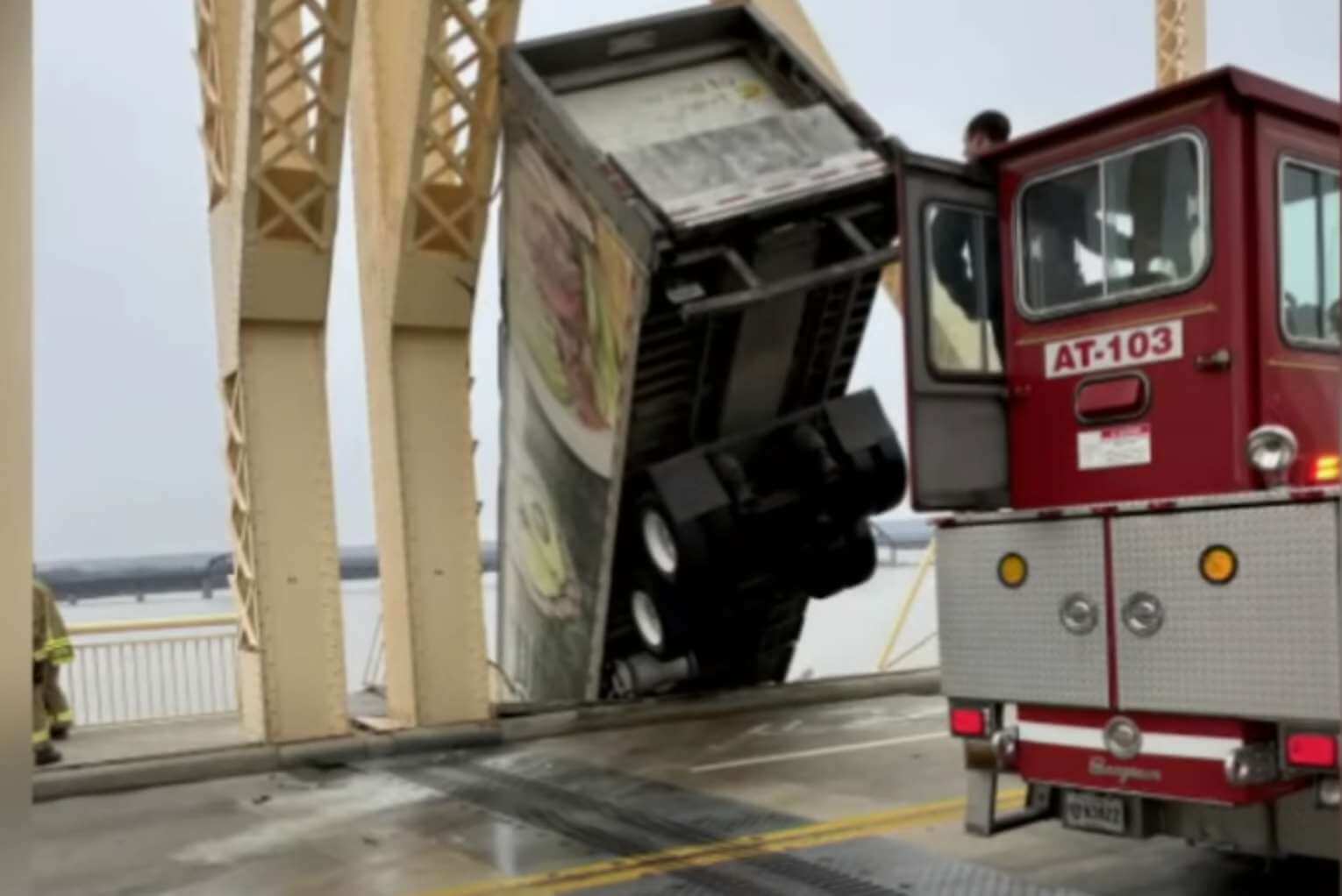 Morning Rundown: WATCH: Semitruck Hangs Off Bridge as Driver Prays for Rescue
