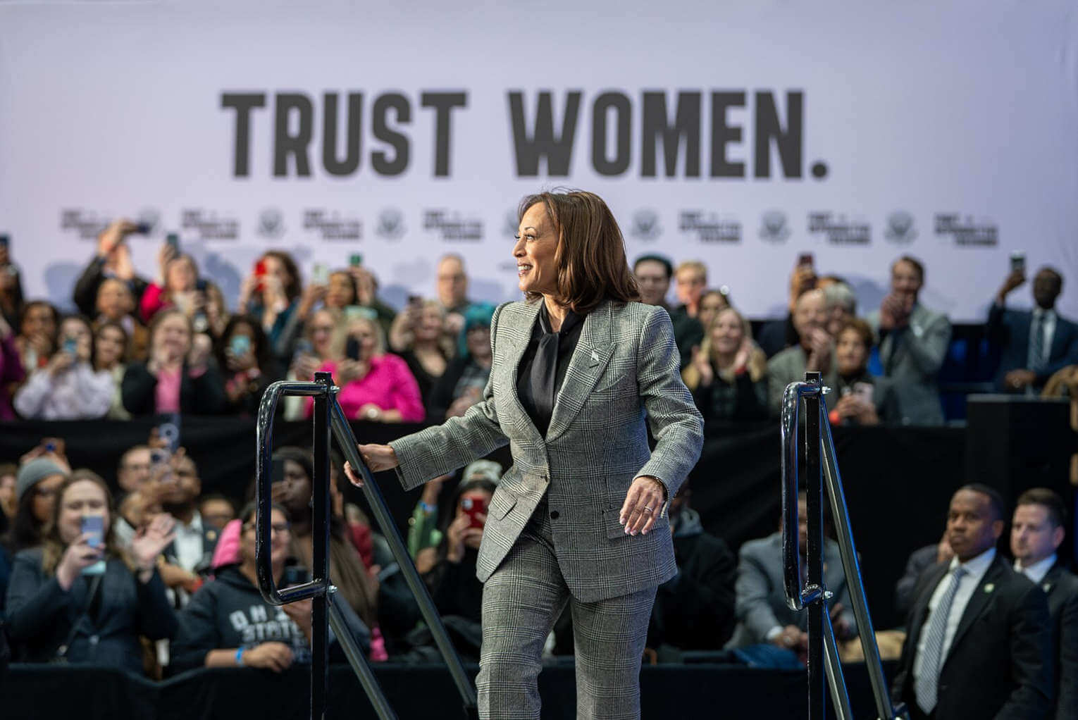 6 Candidates to Join VP Kamala Harris on the 2024 Ticket