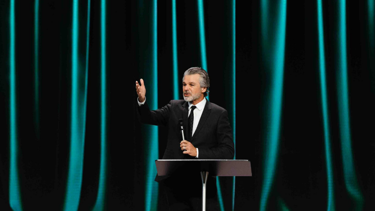 Jentezen Franklin: This is How Fasting Lifts Up Your Soul