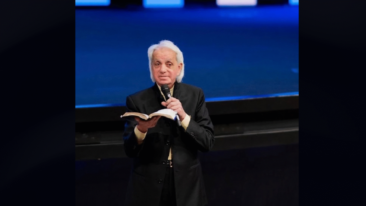 Benny Hinn: This is the Secret to Answered Prayer