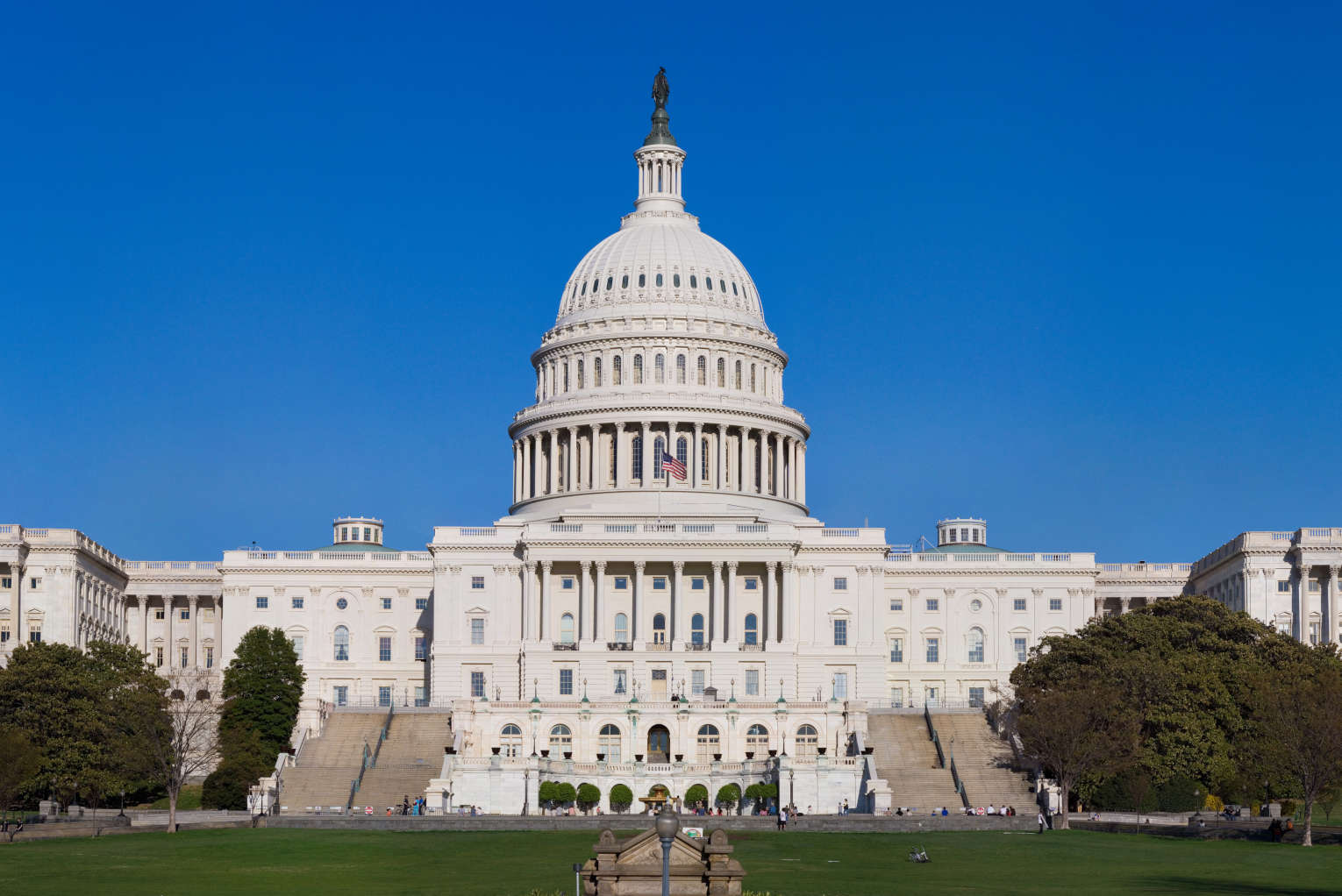 Active-Duty Air Force Major Arrested at Capitol After Demanding Trump Impeachment