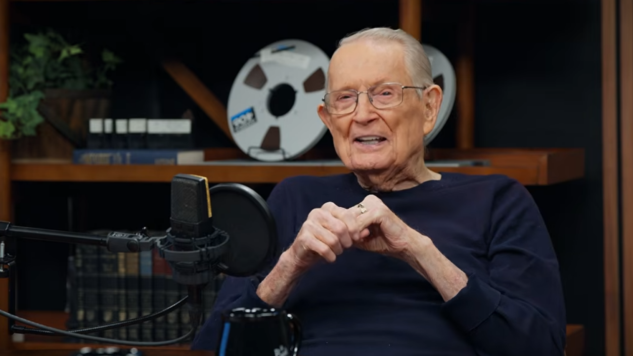Chuck Swindoll Reveals the 4 People Every Christian Needs in Their Life